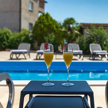 Botanica Istria بيت للعطل