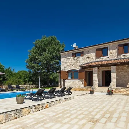 Botanica Istria بيت للعطل